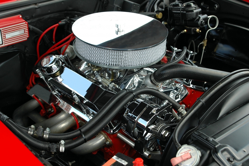 garagiste-UTELLE-min_car-engine-1548434